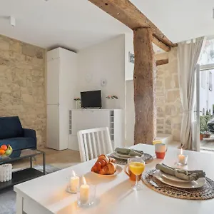Ile St Louis - Cityapartmentstay Paris