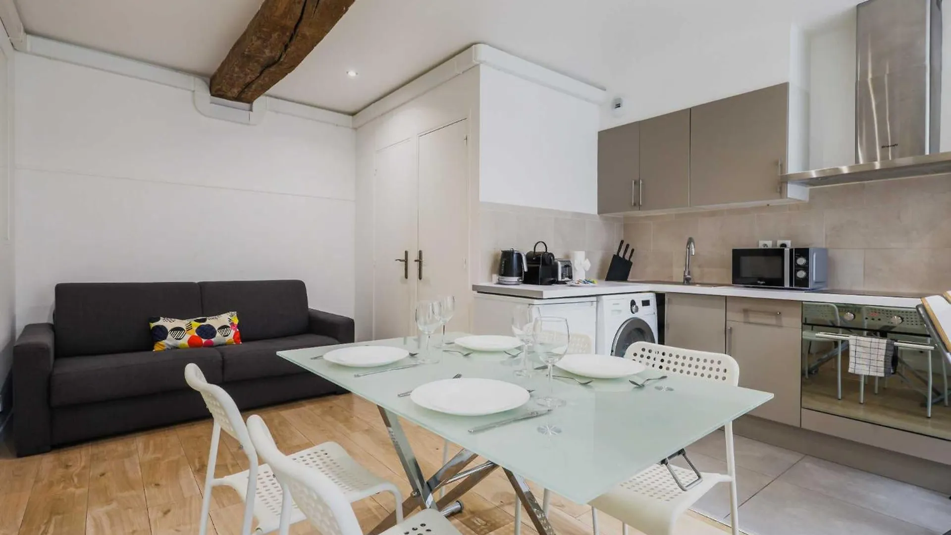 Charming Apartment Marais Paris 0*,  France