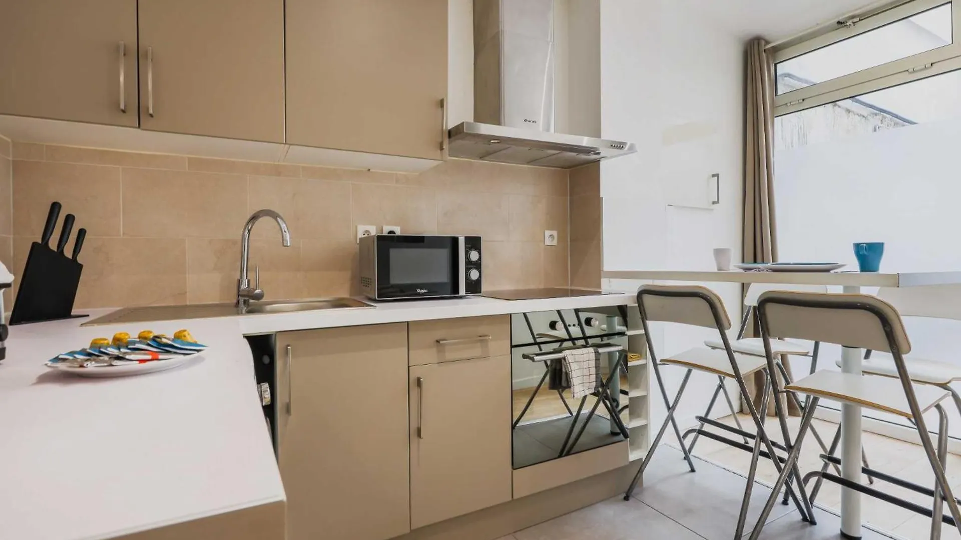 Charming Apartment Marais Paris