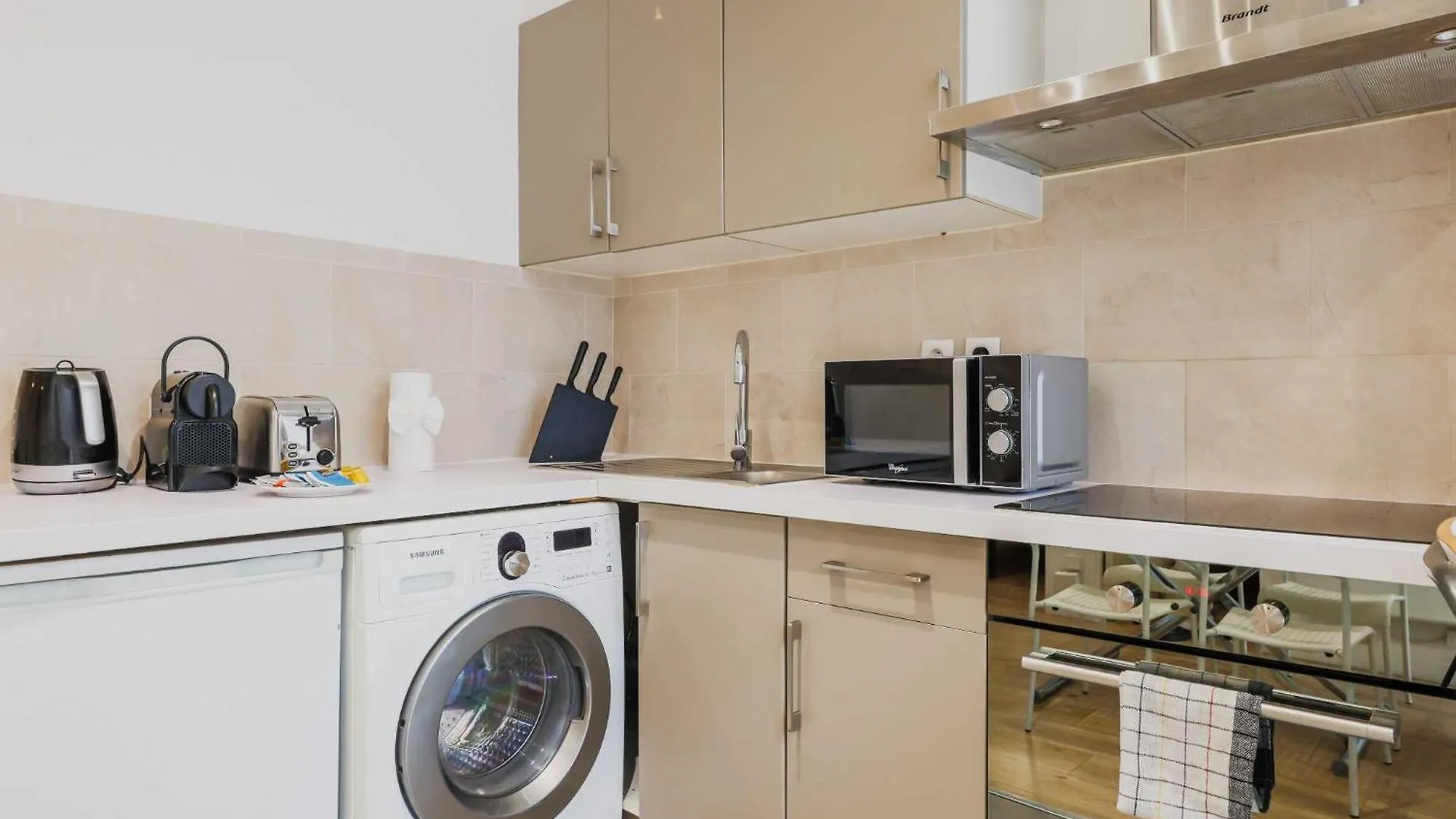 Charming Apartment Marais Paris